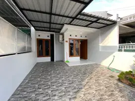 Kost Eksklusif Full Furnished Dekat UII Sleman Yogyakarta KE 004