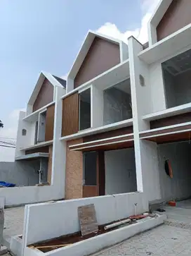 Rumah cluster istimewa dijatiasih bebas banjir dan dekat Pintu Toll