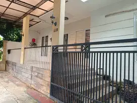 Dijual Rumah 2 Lantai 5 menit ke Toll