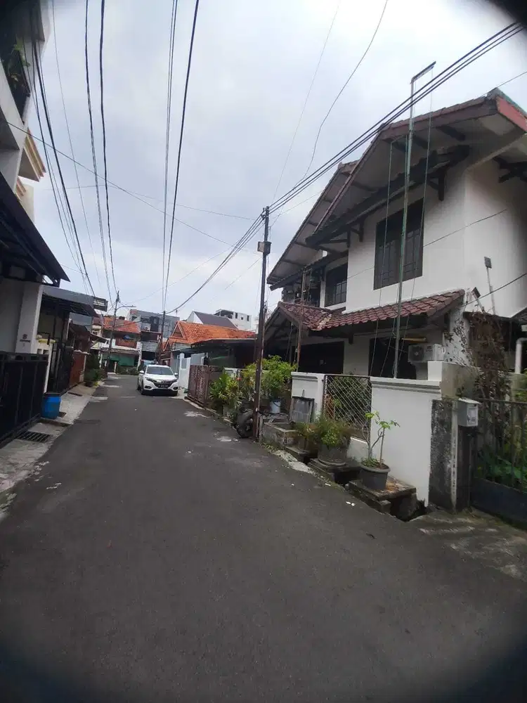 Rumah bebas banjir rawamangun