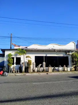 Tanah pinggir jalan parangtritis cocok untuk usaha dan ruko