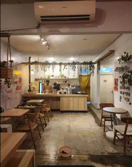 Disewakan Rumah utk Usaha Cafe/Resto di Gandaria Keb Baru Jakarta Sela