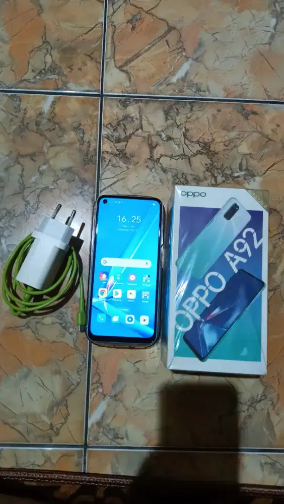 Oppo a92 8/128 fullset