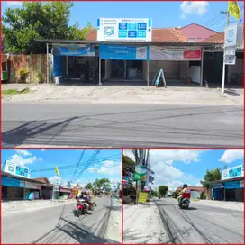 Tanah dan bangunan. Ruko usaha pinggir jalan condongcatur