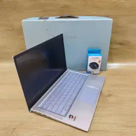 Laptop Asus ZenBook Slim Ram 8GB  bonus Mouse Baru Siap pakai [Bisa Di