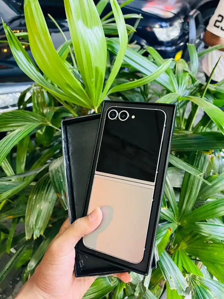 SAMSUNG Z FLIP 6/256 garansi on sein
