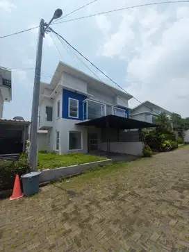 Rumah 2 lantai Cimahi utara cash only