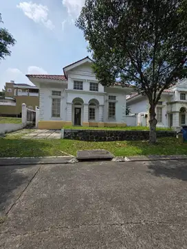 Dijual rumah lokasi di sentul city