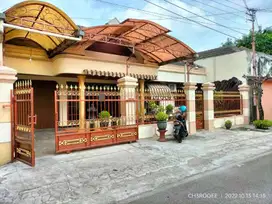 Hunian nyaman suasana asri Sondakan Laweyan Solo