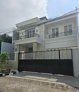 Di jual Rumah minimalis baru Satelit Indah Surabaya Barat