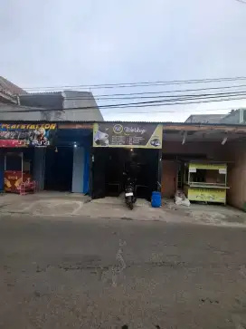 Dijual murah kios gandeng jl.raya bulak sentul harapan jaya Bekasi