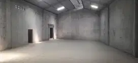 Gudang keramik muka 9 meter tengah kota