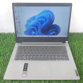 LAPTOP LENOVO SLIM 3 AMD 3020e RAM 4GB SSD NVME 256GB