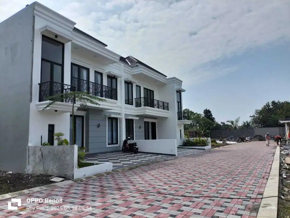 Rumah mewah klasik dalam perumahan pendowoharjo dekat pemda sleman