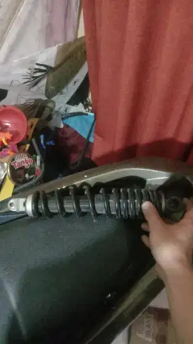Shockbreaker Beat FI K25 original cabutan