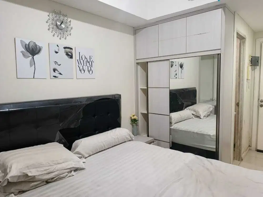 Di sewakan apartemen green lake Sunter tipe studio furnish