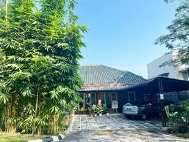 Dijual rumah cantik siap huni diboulevard cluster sentul