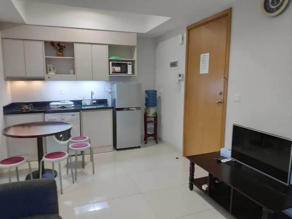 Di sewakan apartemen the mansion Kemayoran tipe 2 bedroom furnish