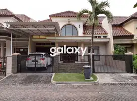 JUAL RUMAH VILLA BUKIT MAS MEDITERANIA DEPAN TAMAN