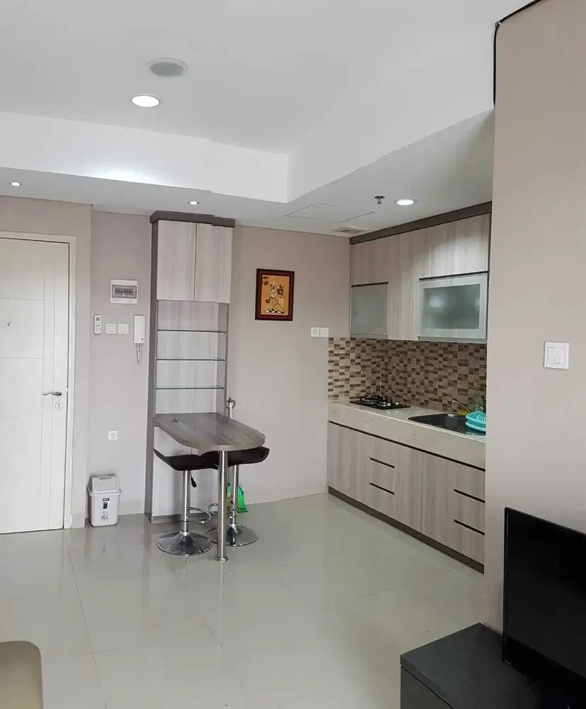Apartemen Lokasi Premium Trivium Lippo Cikarang, 110Jt/Thn, Jual 1M1