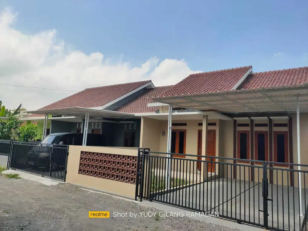 Disewakan rumah baru 2 unit di dekat kampus unisa