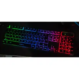 Keyboard Gaming Rainbow LED Fantech K611L