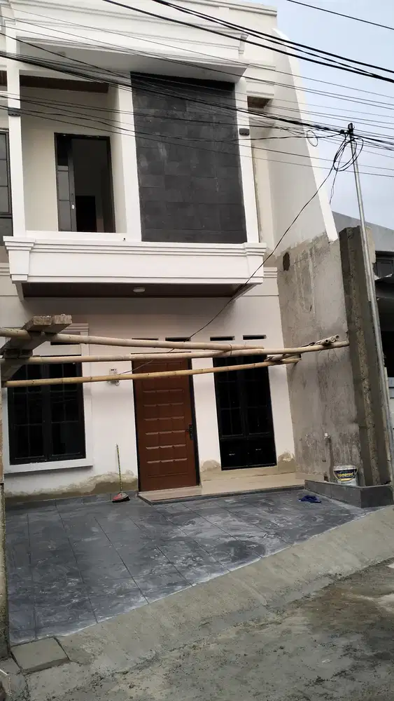 Dijual rumah sedang tahap bangun di tanjung barat selatan GG 100 jakse