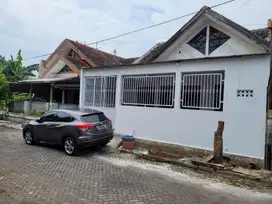 Rumah Tinggal Siap Huni di Komplek Taman Majapahit Pedurungan Semarang