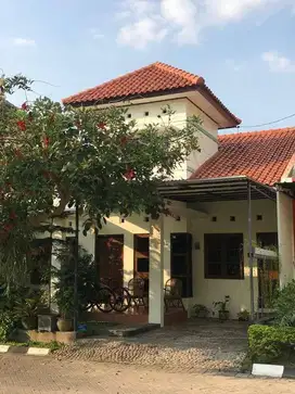 Hunian Cluster Tropical Modern Paulan Colomadu