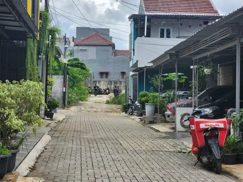 Rumah cash kpr jakarta ceger bambu apus twon house  fre BPHTB