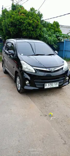 Avanza Veloz 1,5 matic tahun 2012