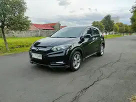 Honda Hrv E metik 2017 mobil bekas murah