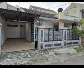Disewakan  cat baru di Fajar indah