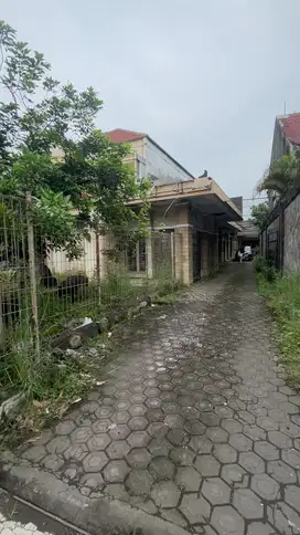 Rumah Bagus Besar Cocok untuk Kantor di Jl. Widoharjo ,Semarang Timur