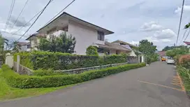 Rumah di Bintaro Jaya Sektor 1 Posisi Hook