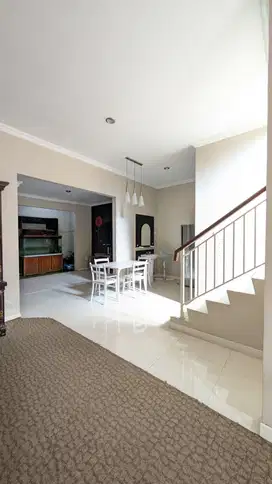 Rumah Citra Gran Cibubur semi furnish baru renovasi