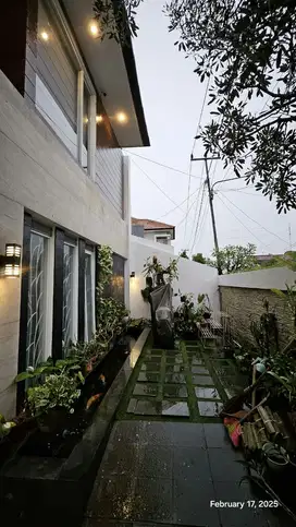 Rumah bagus 2 lantai siap huni belakang METRO Margahayu Raya Bandung