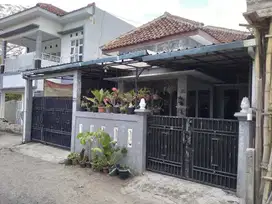 Rumah full furnish maguwoharjo stratwgis tanah luas