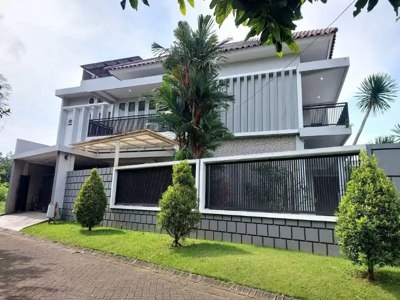 Rumah Mewah Hook Araya Malang