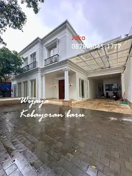 Rumah Mewah Ada Lift Area Premium Jl. Wijaya, Kebayoran Baru