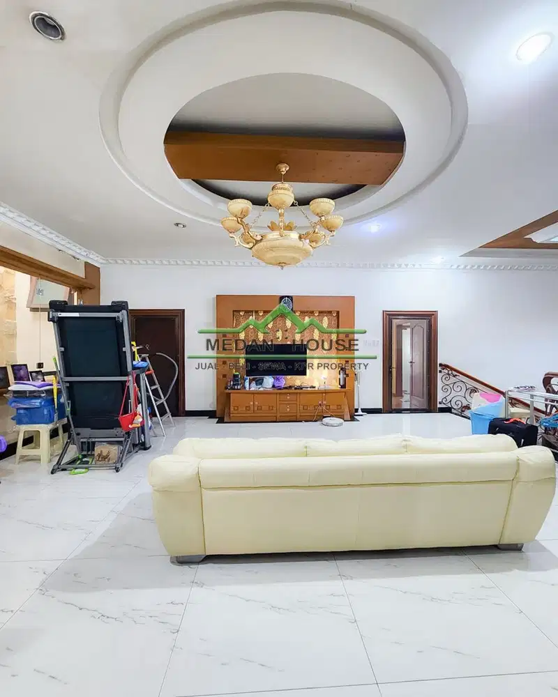 VILLA GRAND POLONIA JL. PERHUBUNGAN UDARA