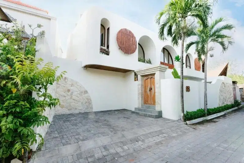 Villa modern Kartika plaza kuta