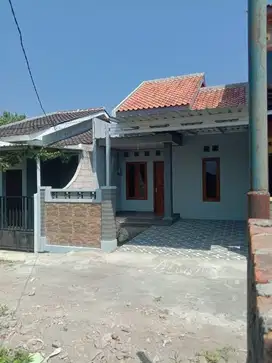 Rumah Manang area perumahan 7 menit ke Pusat bisnis Solobaru