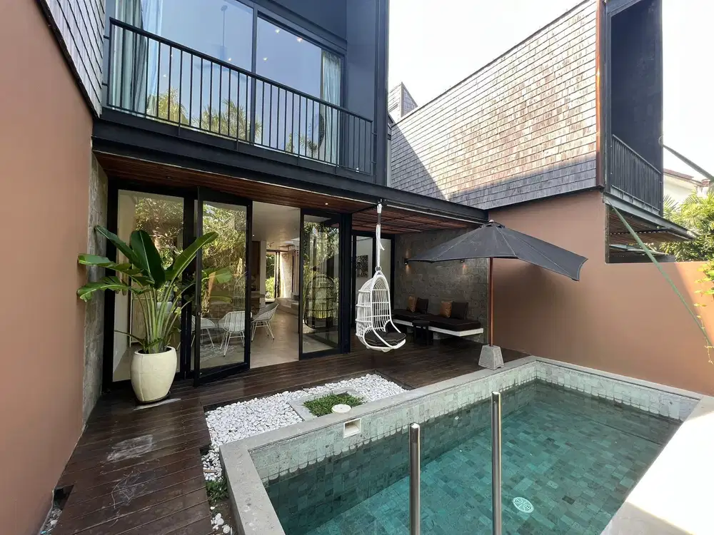 Dijual villa lantai 2 lokasi brawa canggu