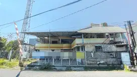 Dijual Rumah 2 lantai dekat mesjid Al Akbar Gayungsari Barat