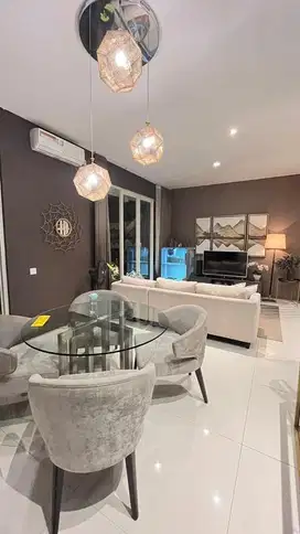 Di jual Rumah fully furnish Pelican Hill Citraland  Surabaya