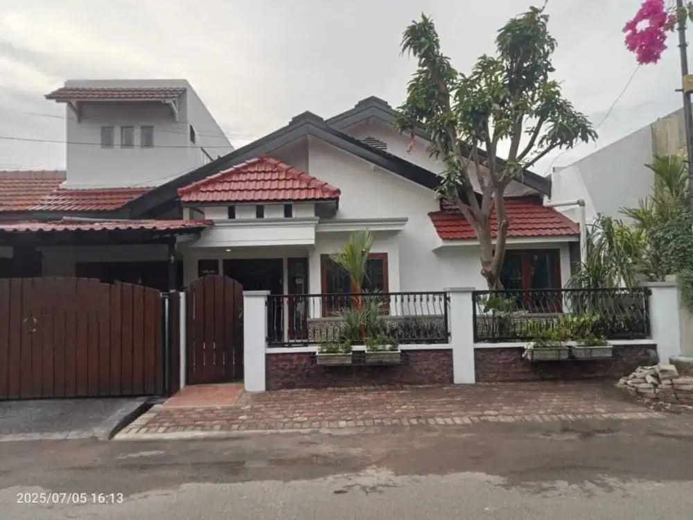 Rumah Baru Renov Siap Huni Lokasi Baruk Utara Rungkut Surabaya
