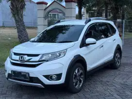 Honda BRV E 2017 Matic Putih Favorit