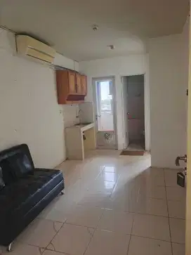 Apartemen Gading Nias SHM Tower Emerald Lt 9 SemiFurnished di HOEK