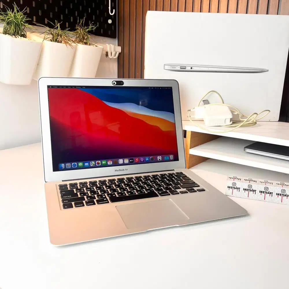 MacBook Air 2017 i7 512gb ini Custom Order ke Apple langsung